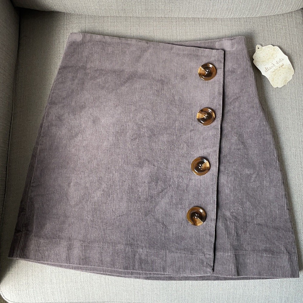 NEW WITH TAGS Altar’d State skirt-PERFECT FOR FALL